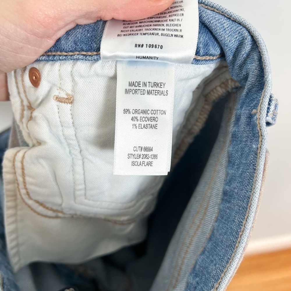 Citizens of Humanity Isola Flare Jeans Blue - Picture 10 of 13